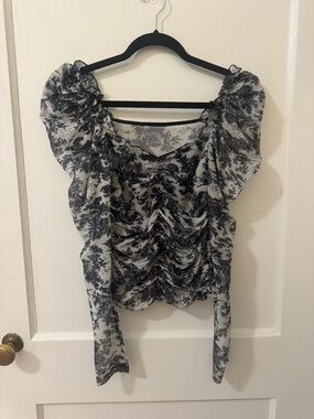 Black & White Ruched Puff Sleeve Women's Top